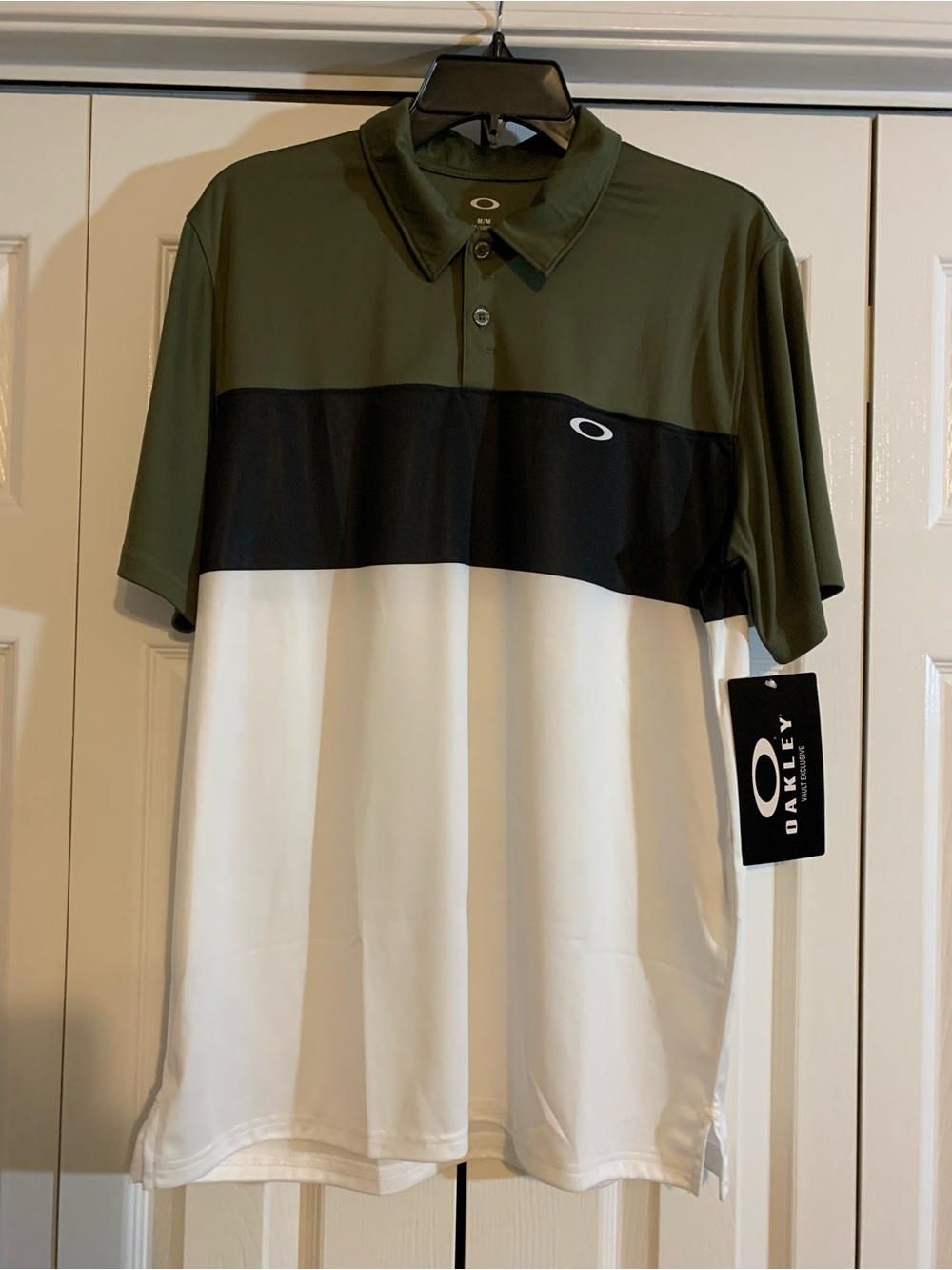 Oakley Men’s Olive, Black & White Colorblock Polo